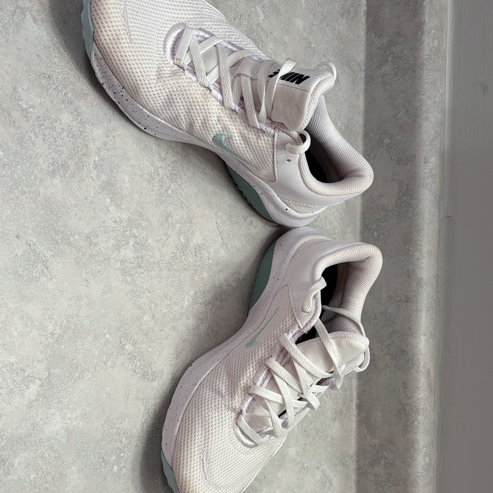 Nike Women's White and Light Blue Sneakers - Picture 3 of 6